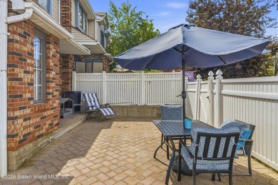 Welcome to this beautifully appointed three-bedroom Center Hall - photo 9