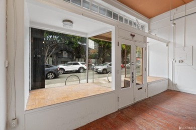 Introducing a fantastic mixed-use property in the heart of San - photo 10