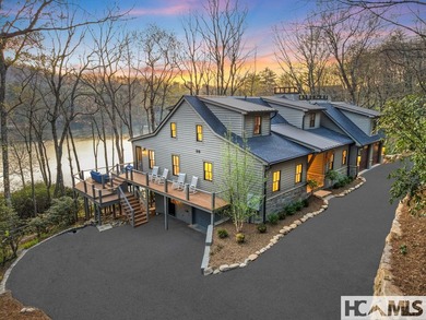 Presenting the most exquisite turnkey modern mountain home - photo 1