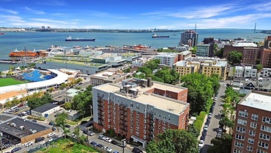 Discover sophisticated waterfront living in the heart of St - photo 1