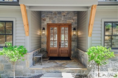 Presenting the most exquisite turnkey modern mountain home - photo 4