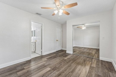 RARE OPPORTUNITY in North Palm Beach with this spacious - photo 39