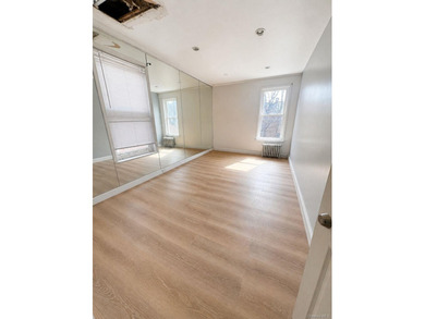 Investors delight! This huge home sits on a double lot that - photo 2
