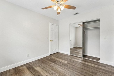 RARE OPPORTUNITY in North Palm Beach with this spacious - photo 43