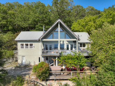 Beaver Lake Home For Sale in Eureka Springs Arkansas