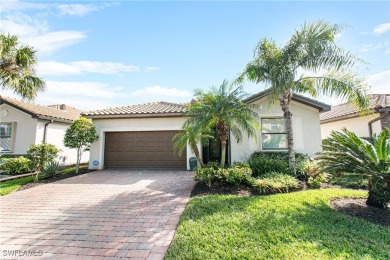 Lake Home For Sale in Fort Myers, Florida