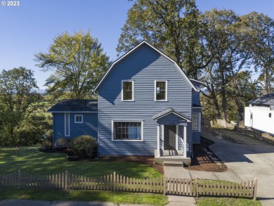 Lake Home For Sale in Ridgefield, Washington