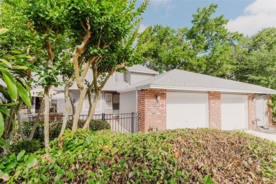 Lake Condo For Sale in Altamonte Springs, Florida