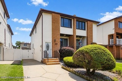 Welcome to this spacious 1-family semi-attached home in the - photo 1