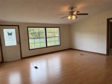 Additional listing photo 1