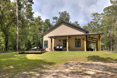 Welcome to this beautifully designed 3BR/2BA barndominium - photo 3