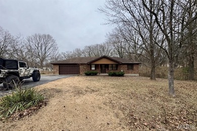 Meramec River Home Sale Pending in Pacific Missouri