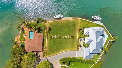 Discover Your Hidden Paradise! This charming riverfront property - photo 3