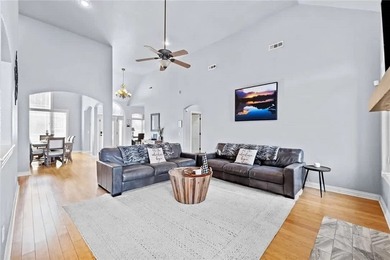 Discover the perfect blend of lakefront living and rental income - photo 12