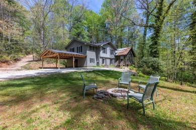 Tucked at the end of a quiet cul-de-sac, 138 Stillwagon Lane - photo 3