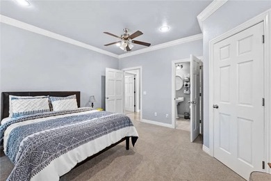 Discover the perfect blend of lakefront living and rental income - photo 18