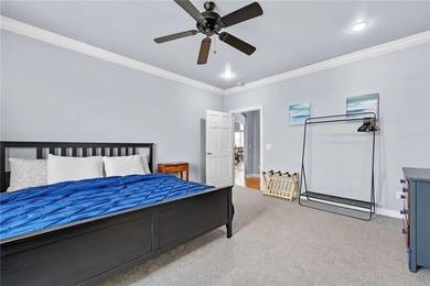 Discover the perfect blend of lakefront living and rental income - photo 19