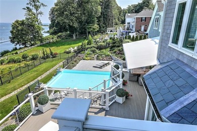 STUNNING WATERFRONT RETREAT ON THE SAKONNET RIVER. Welcome to - photo 27