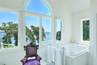 STUNNING WATERFRONT RETREAT ON THE SAKONNET RIVER. Welcome to - photo 28