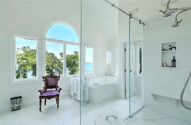 STUNNING WATERFRONT RETREAT ON THE SAKONNET RIVER. Welcome to - photo 29