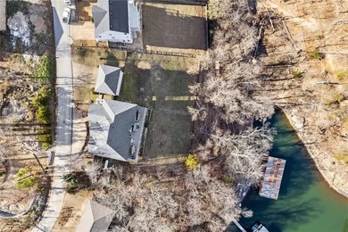 Discover the perfect blend of lakefront living and rental income - photo 32
