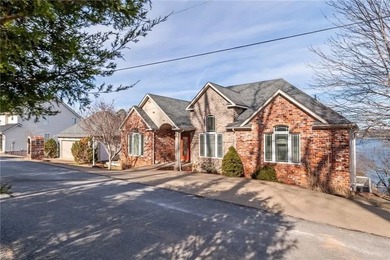 Discover the perfect blend of lakefront living and rental income - photo 34