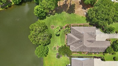 Welcome to 4 Southington Circle in the prestigious gated - photo 38