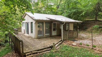 Lake Cumberland Home Sale Pending in Somerset Kentucky