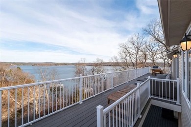 Discover the perfect blend of lakefront living and rental income - photo 53