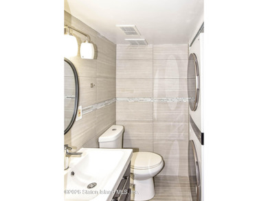 WELCOME TO 12 STRATFORD COURT THIS WELL MAINTAINED HOME WITH - photo 9