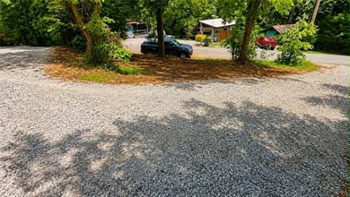 Lake Lot For Sale in Westminster, South Carolina