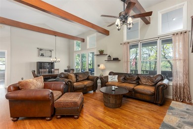 Set in the heart of Lake Toxaway's premier golf community, 516 - photo 2