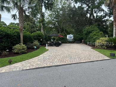 This amazing RV lot has a paver pad and can accommodate a 45' - photo 1