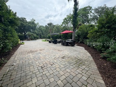 This amazing RV lot has a paver pad and can accommodate a 45' - photo 3