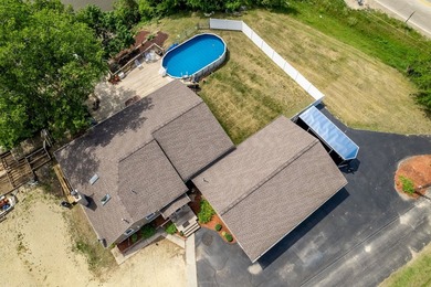 This exceptional 2,007 square foot ranch offers riverfront - photo 3