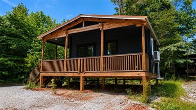 MODERN CABIN RETREAT | TWO LOTS INCLUDED | FOXWOOD HILLS | - photo 6