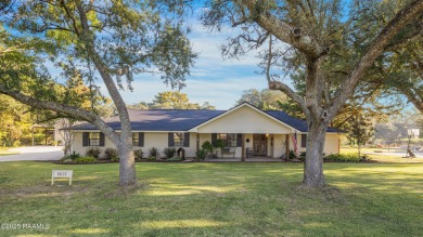 Lake Home For Sale in New Iberia, Louisiana