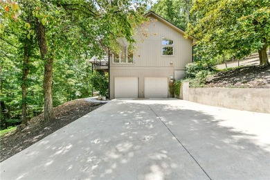 If you're searching for a home with distinctive character - photo 5