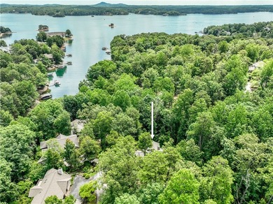 If you're searching for a home with distinctive character - photo 6