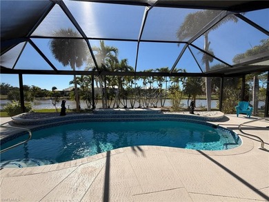 Stunning Single Story 2619 SF Pool Home with a Den plus 3 Car - photo 9
