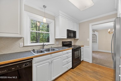 Spacious 3,207 sq ft home in one of Greenville's most - photo 11