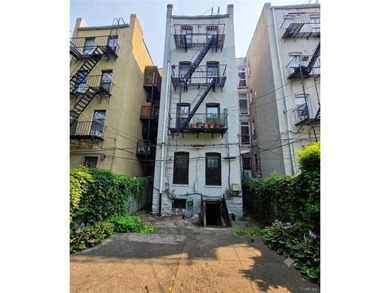 Investor's Delight! Exceptional opportunity to own an - photo 2