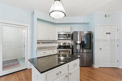An outstanding and rarely available ground-floor (no stairs) 2 - photo 12