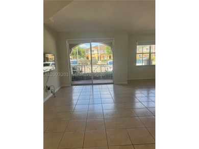 Step into this spacious 3-bedroom , 2 bath first-floor condo - photo 5