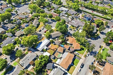 This property s a golden opportunity for investors or anyone - photo 19