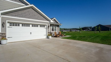 Enjoy easy, low-maintenance living in this nearly new twin home - photo 10