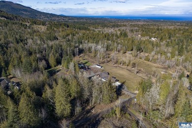 An exceptional 5-acre parcel defined by scenic beauty and - photo 22