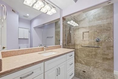An outstanding and rarely available ground-floor (no stairs) 2 - photo 23