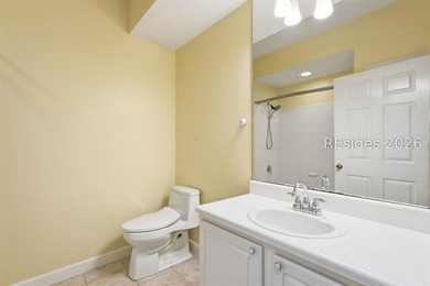 An outstanding and rarely available ground-floor (no stairs) 2 - photo 27