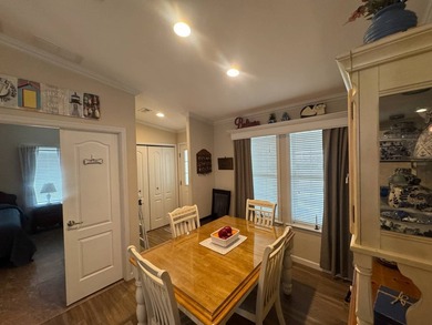 Welcome toWindmill Manor, conveniently located inBradentonjust - photo 27